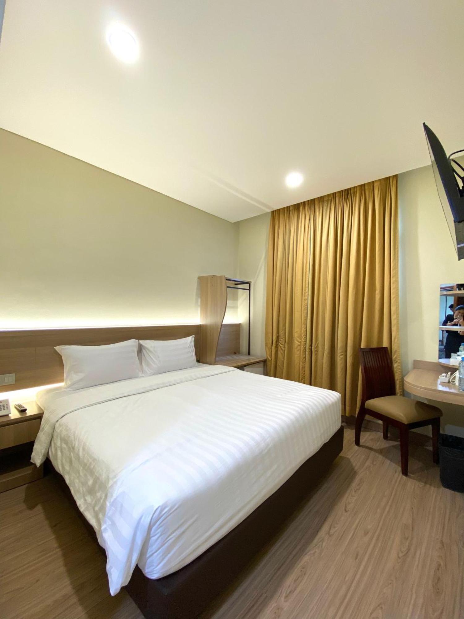 Grand Pasundan Convention Hotel Bandung Exteriör bild