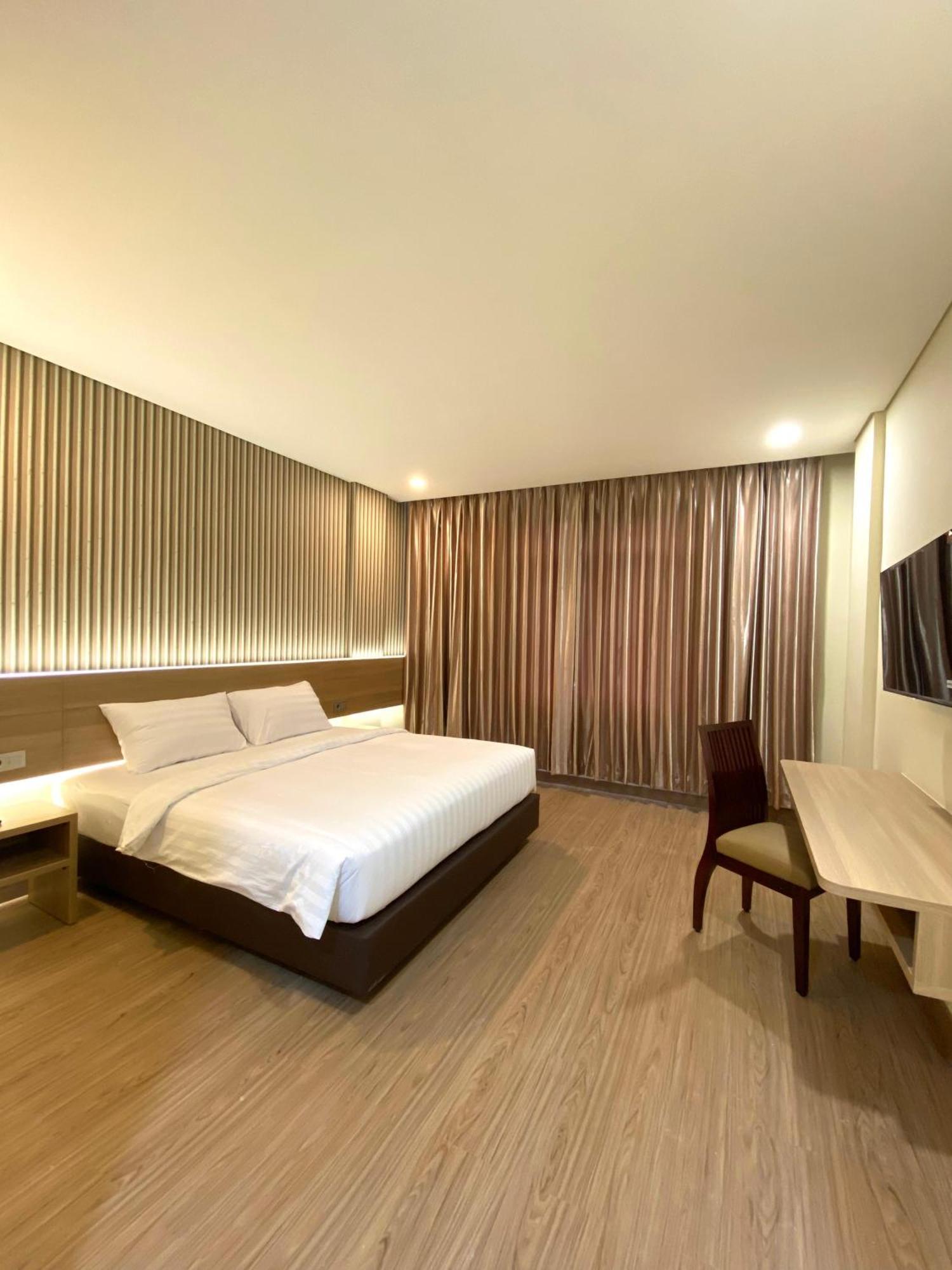 Grand Pasundan Convention Hotel Bandung Exteriör bild