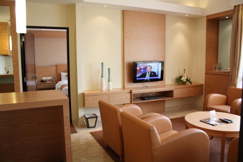 Grand Pasundan Convention Hotel Bandung Exteriör bild