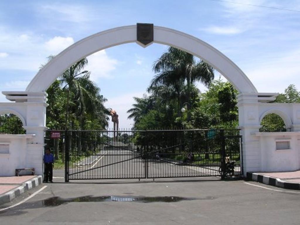 Grand Pasundan Convention Hotel Bandung Exteriör bild