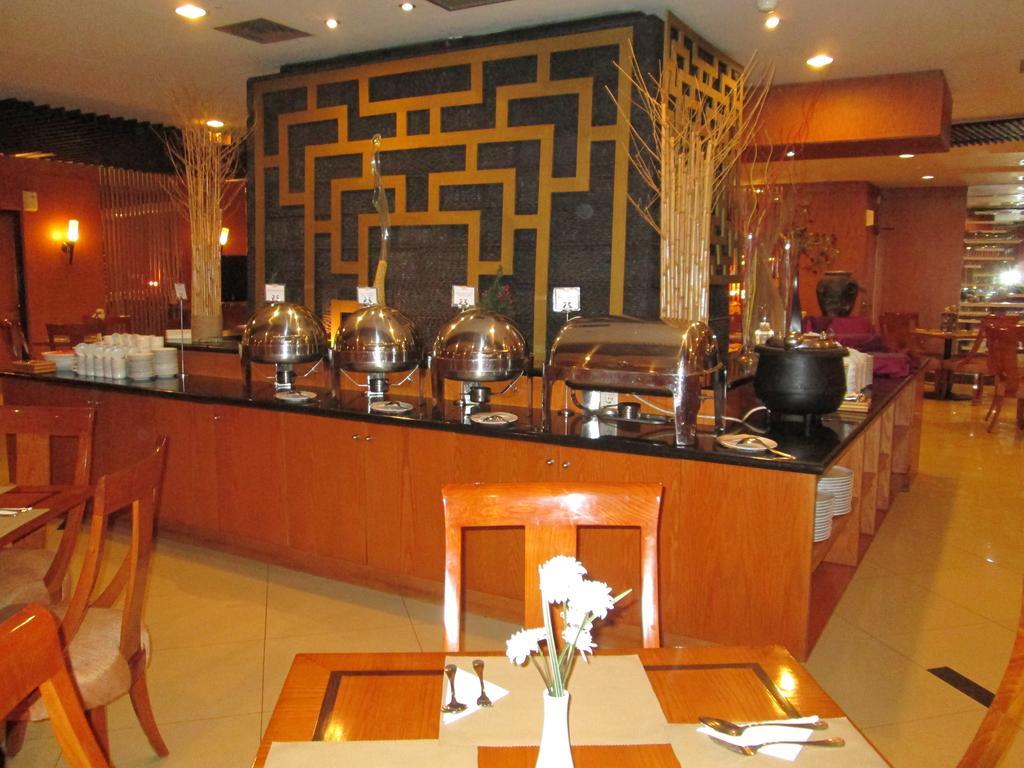 Grand Pasundan Convention Hotel Bandung Exteriör bild