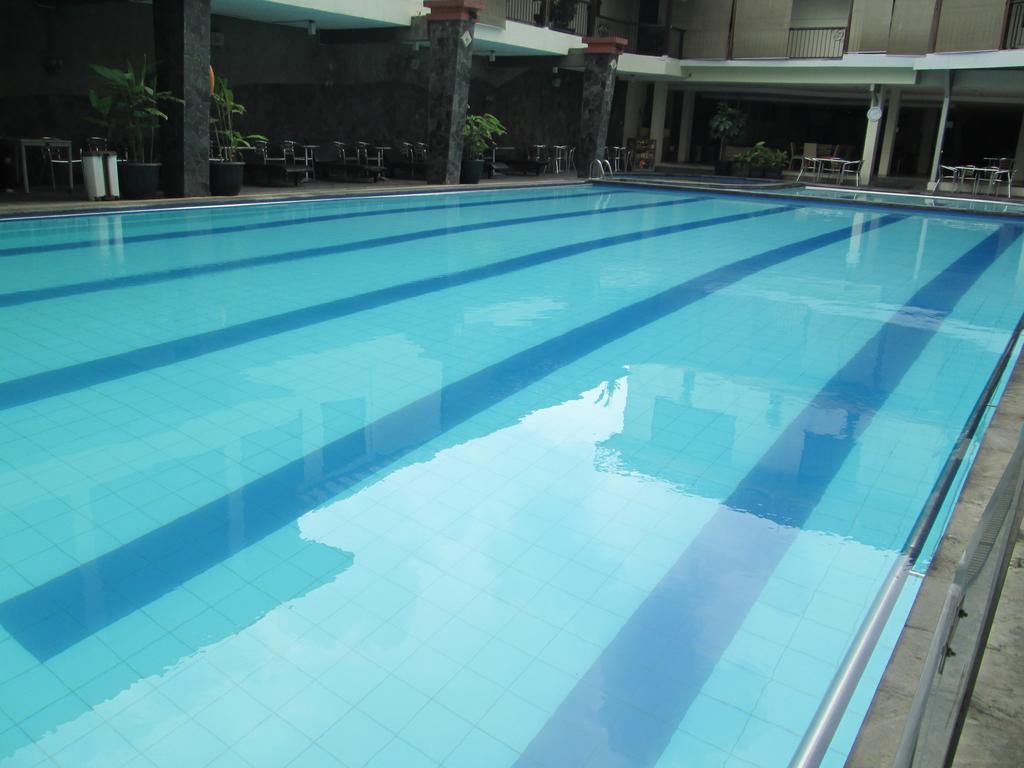 Grand Pasundan Convention Hotel Bandung Exteriör bild