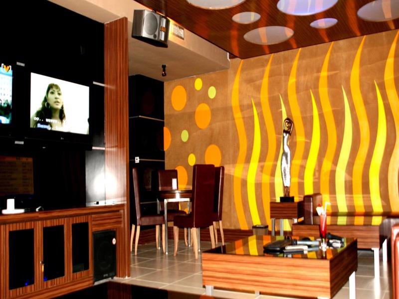 Grand Pasundan Convention Hotel Bandung Exteriör bild