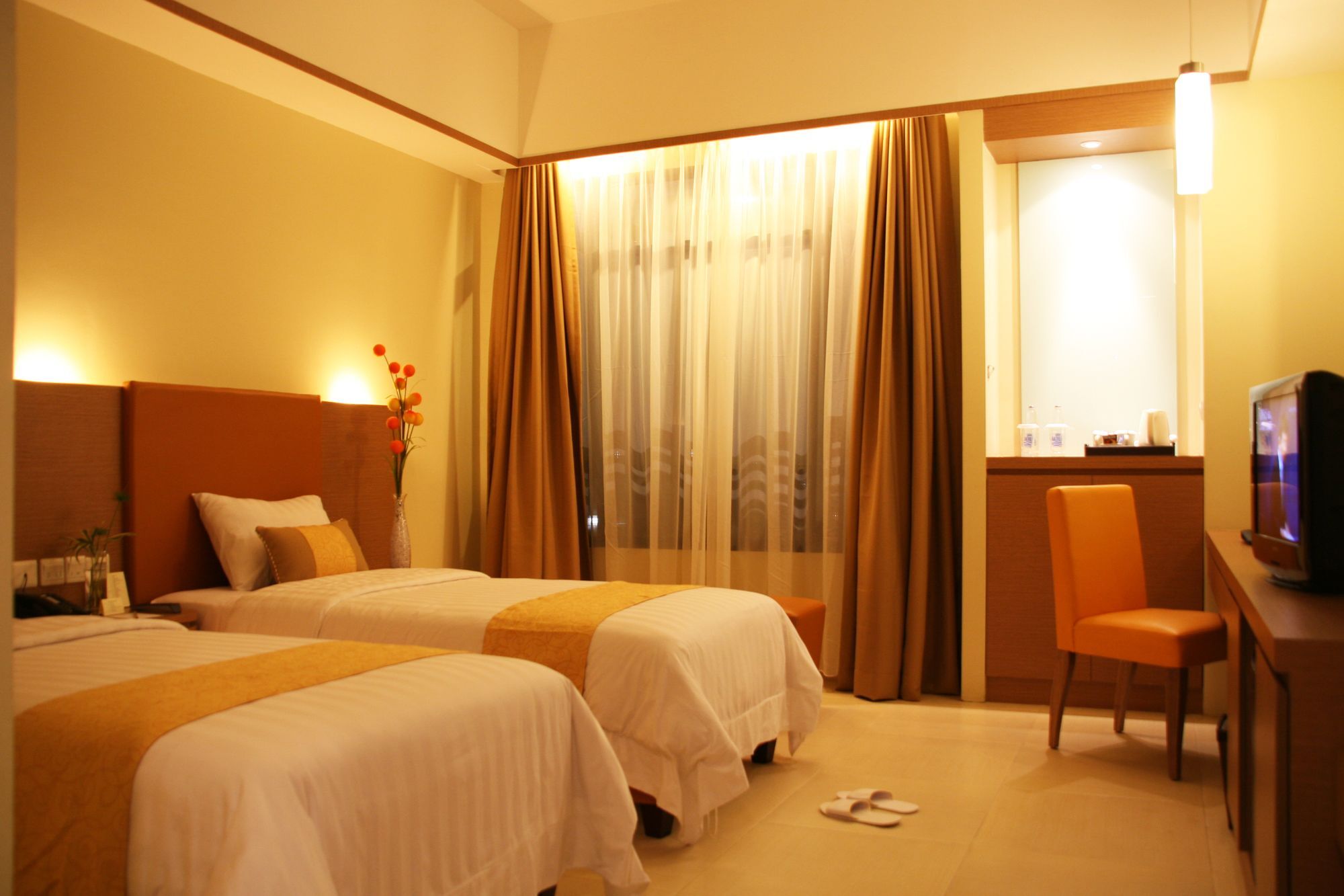 Grand Pasundan Convention Hotel Bandung Exteriör bild